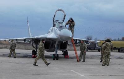 Ударная авиация ВВС Украины под прикрытием истребителей «нанесла удары по противнику» в акватории Черного моря (фото) - sharij.net - Украина - Киев - Николаевская обл.