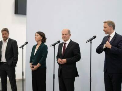 Ангела Меркель - Олаф Шольц - Конец эпохи Меркель. Три партии достигли соглашения по формированию нового правительства ФРГ - unn.com.ua - Украина - Киев - Германия