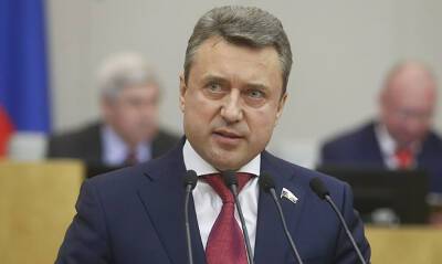 Анатолий Выборный - Журналистам после пьяного ДТП с участием следователя могут запретить упоминать должности правонарушителей - og.ru - Россия - Тюмень