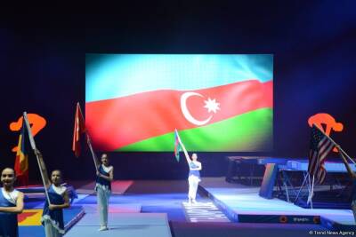 В Баку состоялась торжественная церемония открытия Всемирных соревнований среди возрастных групп по прыжкам на батуте и тамблингу (ФОТО) - trend.az - Азербайджан