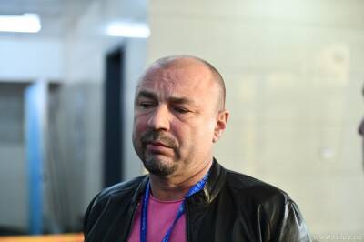 Камила Валиева - Александр Жулин - Камил Валиев - Жулин не стал называть Валиеву фаворитом олимпийского сезона - sport.ru - Россия