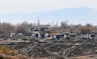 Русло реки Зеравшан и его водоохранную зону продолжают уродовать добытчики гравия - podrobno.uz - Узбекистан - Ташкент - Экология