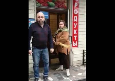 В Рязани продавец магазина побила покупателя веником - ya62.ru - Рязань