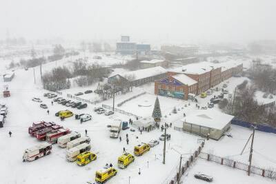 Сергей Цивилев - При пожаре на шахте в Кузбассе погибли 11 человек - ivbg.ru - Украина - Кемеровская обл.