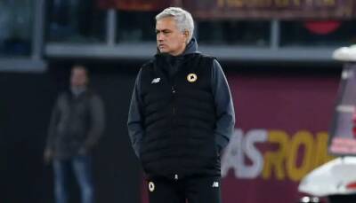 Моуриньо — о разгромной победе над Зарей: Рома могла забить и больше - sportarena.com