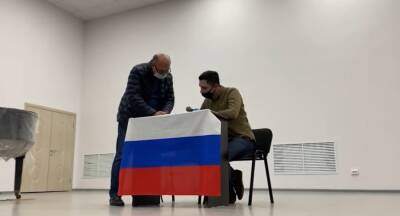 В Воронежской области кандидату на муниципальных выборах на встрече с избирателями вручили повестку в армию - gorcom36.ru - Воронеж - Воронежская обл.