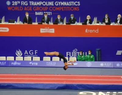 Азербайджанский гимнаст вышел в финал Всемирных соревнований среди возрастных групп по прыжкам на батуте и тамблингу в Баку - trend.az - Россия - США - Англия - Дания - Азербайджан