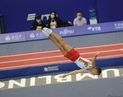 В Баку продолжаются Всемирные соревнования среди возрастных групп по прыжкам на батуте и тамблингу (ФОТО) - trend.az - Азербайджан