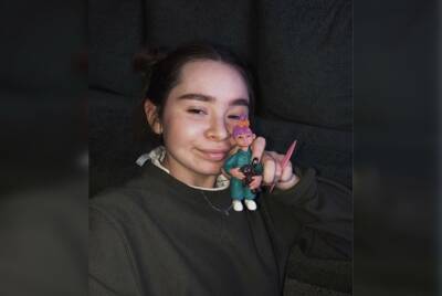 «Если тебе не нравится то, чем ты занимаешься, вряд ли можно заразить своей идеей остальных»: Девушка из Уфы лепит фигурки знаменитостей из пластилина - ufacitynews.ru - Уфа