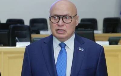 Евгений Заболотный - Глава думы Тюмени предложил возить митингующих противников QR-кодов в морг на экскурсию - znak.com - Россия - Тюмень
