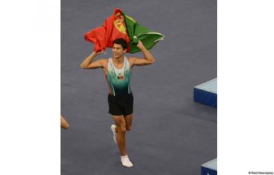 Спортсмен из Португалии занял первое место в индивидуальных прыжках на батуте в ходе Всемирных соревнований среди возрастных групп в Баку (ФОТО) - trend.az - Англия - Португалия