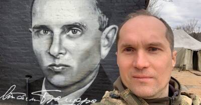 Владимир Зеленский - Юрий Бутусов - Бутусов признался, что на пресс-марафоне Зеленского хотел "дать ему по морде" - dsnews.ua - Украина