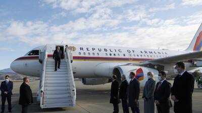 Владимир Путин - Никол Пашинян - Ильхам Алиев - В Сочи прошли переговоры лидеров России, Азербайджана и Армении - svoboda.org - Россия - Сочи - Армения - Азербайджан