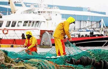 Французские рыбаки заблокировали несколько портов для британских судов - charter97.org - Англия - Белоруссия - Лондон - Франция - Джерси - Гернси