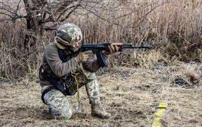 На Донбассе всего два обстрела, но есть потери - korrespondent.net - Украина