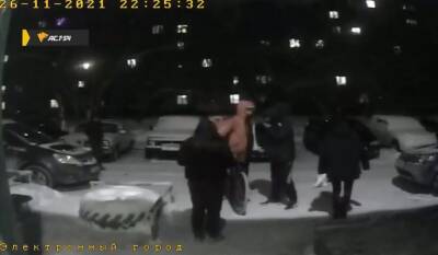 В Новосибирске полиция задержала парня, напавшего с баллончиком на курьера - sib.fm - Россия - Новосибирск - Новосибирская обл.