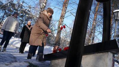Владимир Путин - Сергей Цивилев - В Кузбассе начали выплаты семьям погибших и пострадавших при ЧП в шахте - iz.ru - Россия - Израиль - Кемеровская обл.