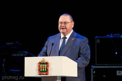 Олег Мельниченко - Олег Мельниченко наградил пензенских аграриев за производственные достижения - mk.ru - окр.Приволжский