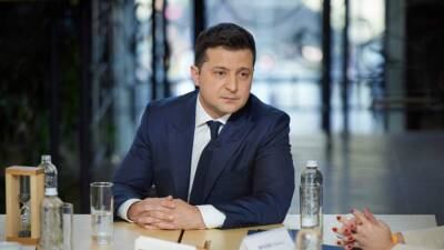 Владимир Зеленский - Ринат Ахметов - Ренат Кузьмин - В раде назвали позорным выступление Зеленского на пресс-конференции - iz.ru - Украина - Израиль