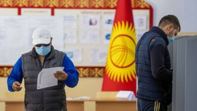 В Киргизии начались выборы депутатов национального парламента - eadaily.com - Россия - Киргизия