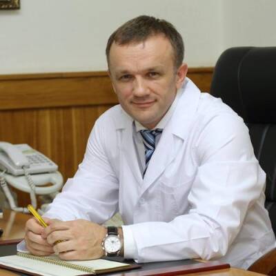 Валерий Вечорко - Главврач больницы им. Филатова Валерий Вечорко: противники вакцинации посетили с экскурсией клинику, но диалога с ними нет - argumenti.ru - Москва