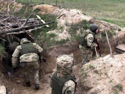 Украинские боевики возвращаются на позиции в Золотом у линии разграничения в ЛНР - news-front.info - Украина - ЛНР - населенный пункт Золотое - Донбасс