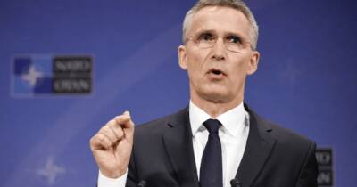 Йенс Столтенберг - НАТО не считает российские войска на границе с Украиной блефом, — Столтенберг - dsnews.ua - Россия - Украина - Германия