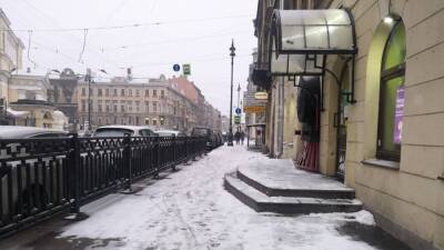 Александр Беглов - Жители Петербурга раскритиковали власти города за отсутствие надлежащей уборки снега - inforeactor.ru - Петербурга