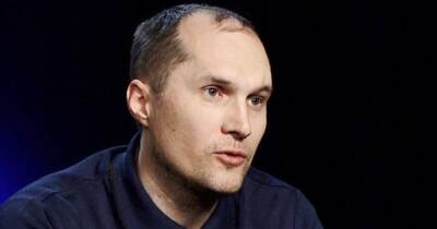 Владимир Зеленский - Юрий Бутусов - ГБР проверяет законность видео Бутусова, на котором он "ведет огонь по российским оккупантам" - focus.ua - Украина