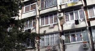 Жильцы аварийного дома в Сочи добились обещания властей расселить их - kavkaz-uzel.eu - Сочи