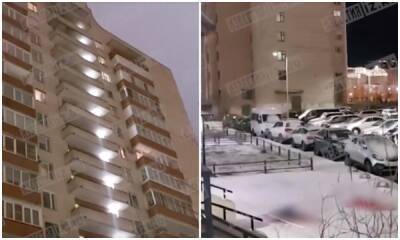 Молодой человек упал на прохожего с балкона 16-го этажа - gubdaily.ru - Петербурга - район Василеостровский
