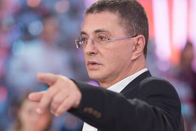 Александр Мясников - Доктор Мясников предупредил о неизбежности распространения омикрон-штамма - lenta.ru - Россия