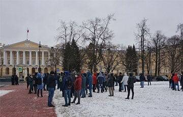 В Санкт-Петербурге работники «Метростроя» вышли на акцию протеста - charter97.org - Санкт-Петербург - Белоруссия