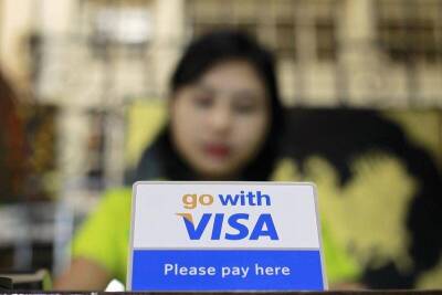 Visa: россияне постепенно возвращаются к доковидному образу жизни - smartmoney.one - Reuters