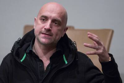 Ольга Бузова - Захар Прилепин - Прилепин пожалел столкнувшихся с травлей Бузову и Моргенштерна - lenta.ru - Россия