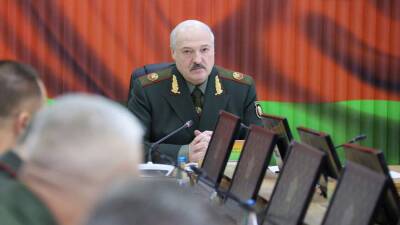 Александр Лукашенко - Матеуш Моравецкий - Лукашенко обвинил США и Великобританию в желании разрушить Евросоюз - iz.ru - США - Англия - Израиль - Белоруссия - Польша