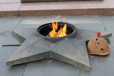 «Газпром» потребовал оплатить долги за газ, сожжённый Вечным огнём в Дзержинске - versia.ru - Дзержинск - Нижегородская обл. - Нижний Новгород