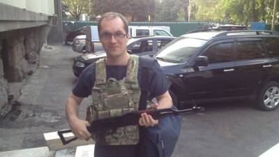 Юрий Бутусов - Что известно о возбуждении дела против стрелявшего из гаубицы в ДНР журналиста Бутусова - 5-tv.ru - Украина - ДНР