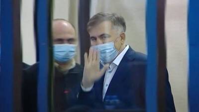 Михаил Саакашвили - Михаил Саакашвили впервые очно появился в тбилисском суде - 1tv.ru - Тбилиси