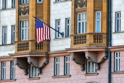 Сергей Рябков - Россия попросила США нормализовать выдачу виз россиянам - lenta.ru - Москва - Россия - США