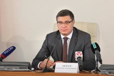 Александр Авдеев - Авдеев не исключил продления локдауна во Владимирской области - vladimir.mk.ru - Владимирская обл.