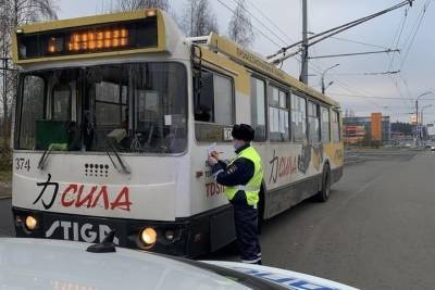 Водителей троллейбуса и автобуса оштрафовали в Петрозаводске - karel.mk.ru - Россия - Петрозаводск