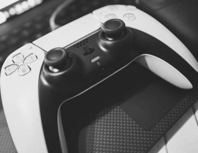 Sony избавилась от проблемы с CMOS-батареей на консолях PlayStation 5 - actualnews.org