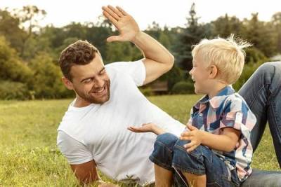 648 тыс. отцов-одиночек заботятся о детях не хуже матерей - argumenti.ru - Россия - Санкт-Петербург