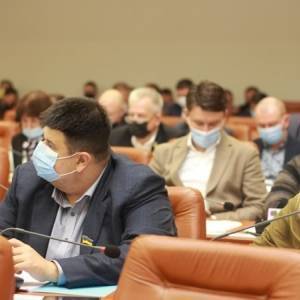В Запорожье депутаты поддержали изменения в городской программе соцзащиты населения - reporter-ua.com - Запорожье