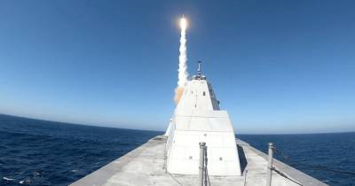 ВМС США перевооружат свои эсминцы Zumwalt гиперзвуковыми ракетами (фото) - focus.ua - США - Украина