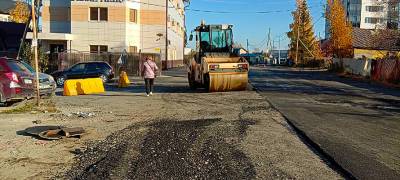 «Фильм ужасов в центре Петрозаводска»: жители Старой Кукковки остались без тротуаров и освещения - stolicaonego.ru - Петрозаводск - республика Карелия