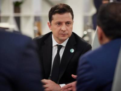 Владимир Зеленский - Олег Устенко - Денис Шмыгаль - Зеленский предложил Кабмину представить программу поддержки малого и среднего бизнеса из-за COVID-19 - gordonua.com - Украина