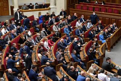 Олег Волошин - В Раде заявили о способности России сокрушить Украину за неделю - lenta.ru - Москва - Россия - Украина