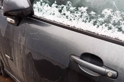 В Твери поцарапали припаркованные рядом автомобили - tver.mk.ru - Тверь